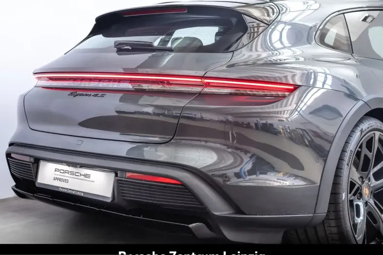 Porsche Taycan din 2025 cu 2.112 km - oferta POR261734 - foto 14