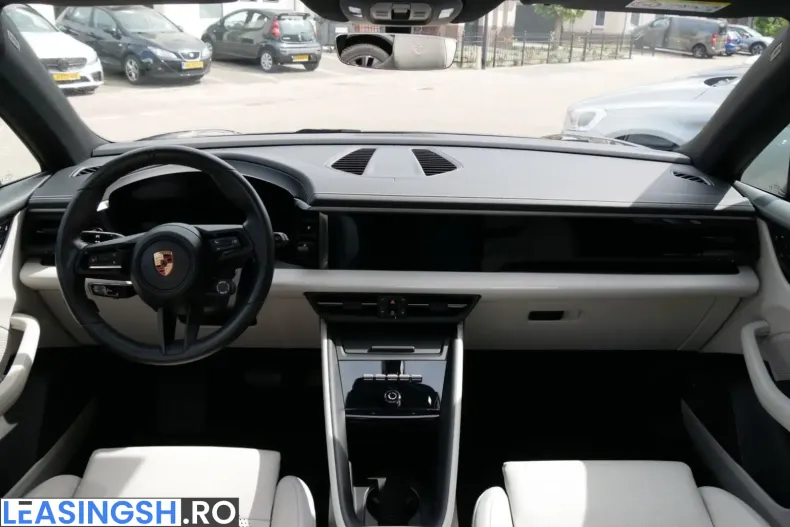 Porsche Macan din 2024 cu 49.966 km - oferta POR261736 - foto 14