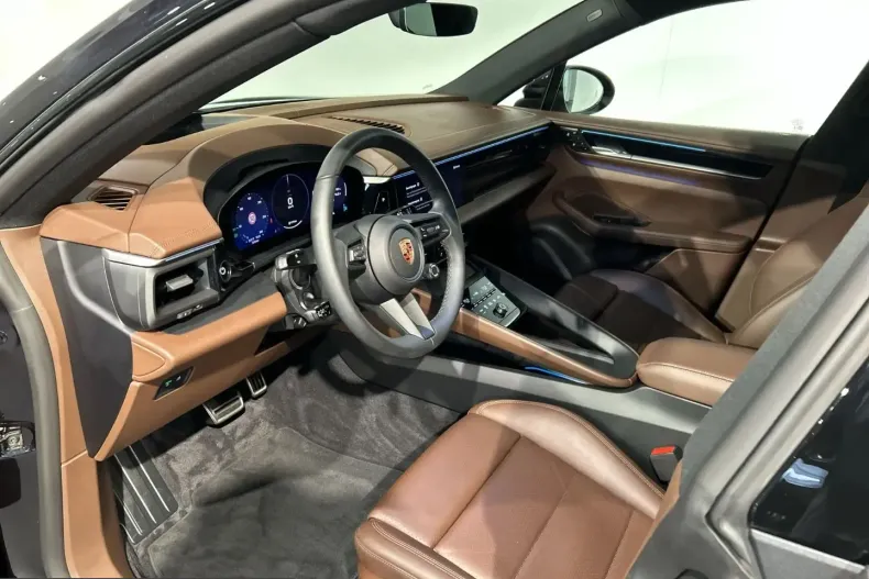 Porsche Macan din 2025 cu 7.400 km - oferta POR261738 - foto 2