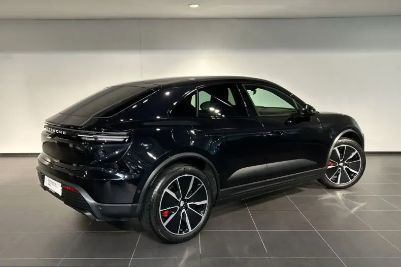 Porsche Macan din 2025 cu 7.400 km - oferta POR261738 - foto 6