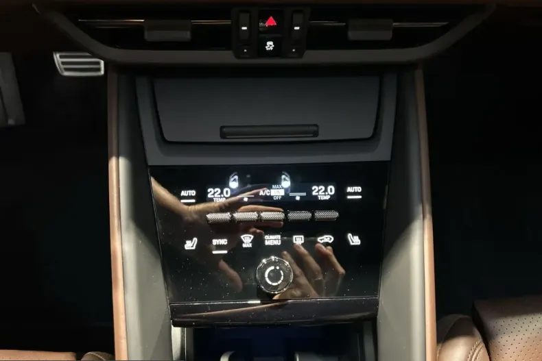 Porsche Macan din 2025 cu 7.400 km - oferta POR261738 - foto 23