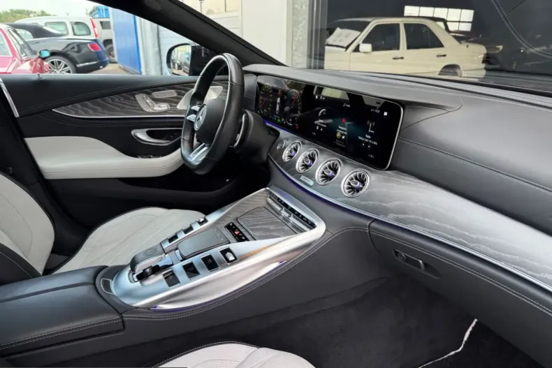 Mercedes-Benz AMG GT (Clasa GT) din 2022 cu 49.000 km - oferta MER261740 - foto 12