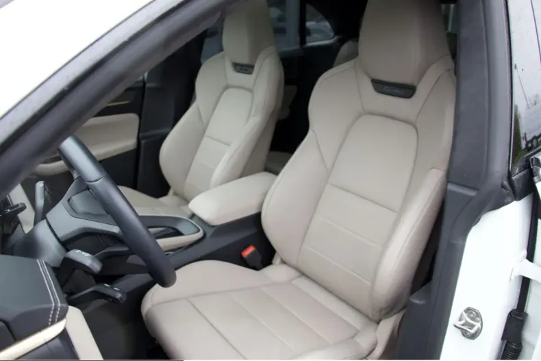 Porsche Macan din 2025 cu 15.400 km - oferta POR261743 - foto 2