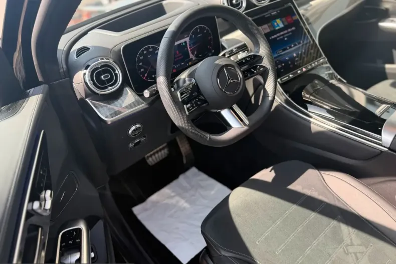 Mercedes-Benz GLC 300 (Clasa GLC) din 2025 cu 15.780 km - oferta MER261767 - foto 13