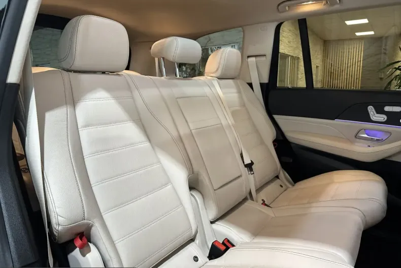 Mercedes-Benz GLS 450 (Clasa GLS) din 2024 cu 40.552 km - oferta MER261768 - foto 19