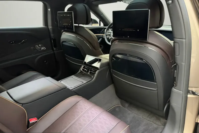 Bentley Flying Spur din 2024 cu 10.000 km - oferta BEN261774 - foto 24