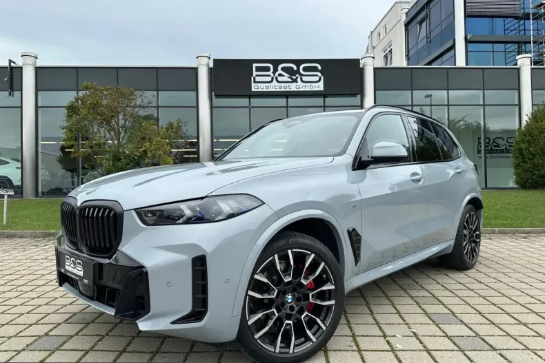 BMW X5 (Seria X) din 2025 cu 33.000 km - oferta BMW261776 - foto 1