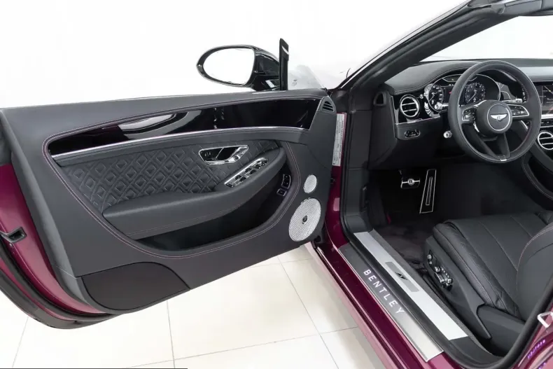 Bentley Continental GTC din 2024 cu 6.000 km - oferta BEN261779 - foto 8