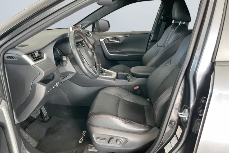 Toyota RAV4 din 2022 cu 66.525 km - oferta TOY261787 - foto 9