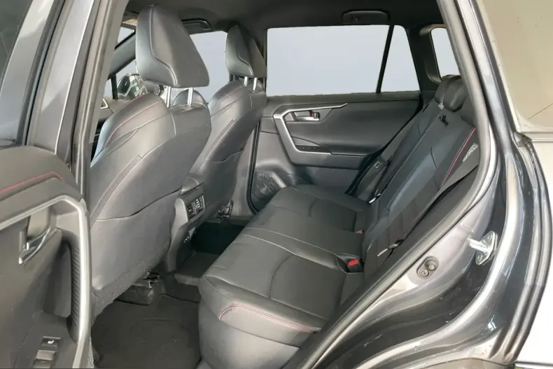 Toyota RAV4 din 2022 cu 66.525 km - oferta TOY261787 - foto 16