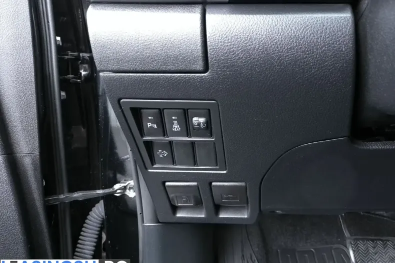 Toyota Hilux din 2024 cu 75.200 km - oferta TOY261788 - foto 11