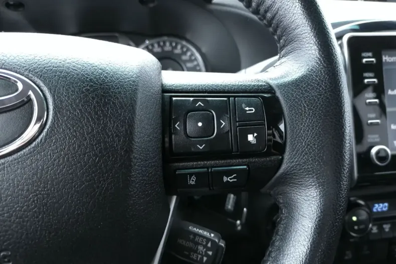 Toyota Hilux din 2024 cu 75.200 km - oferta TOY261788 - foto 13