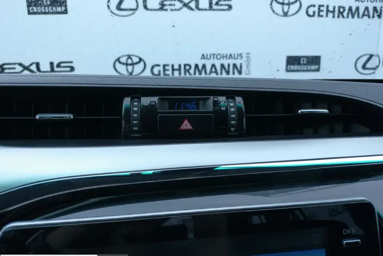 Toyota Hilux din 2024 cu 75.200 km - oferta TOY261788 - foto 17