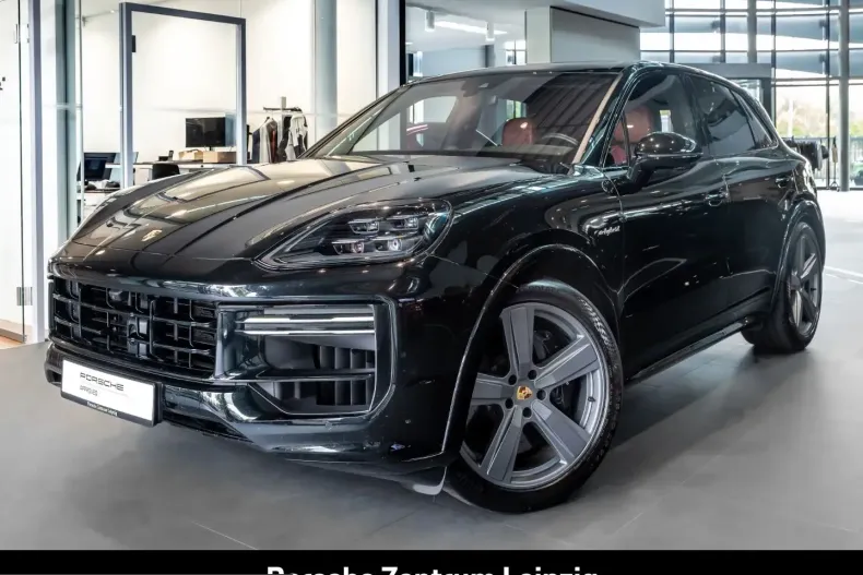 Porsche Cayenne din 2024 cu 26.945 km - oferta POR261793 - foto 1