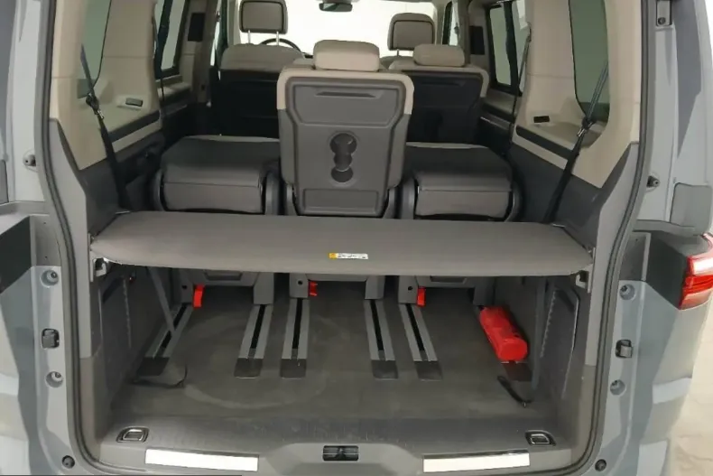 Volkswagen T7 Multivan din 2025 cu 63.000 km - oferta VOL261797 - foto 11