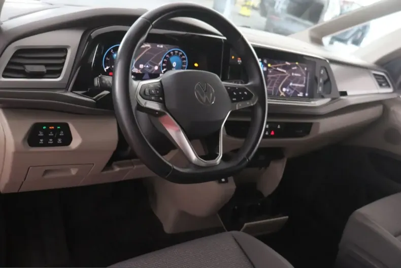 Volkswagen T7 Multivan din 2024 cu 47.175 km - oferta VOL261800 - foto 4