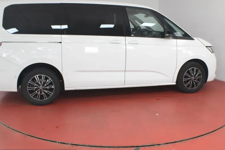 Volkswagen T7 Multivan din 2024 cu 47.175 km - oferta VOL261800 - foto 18