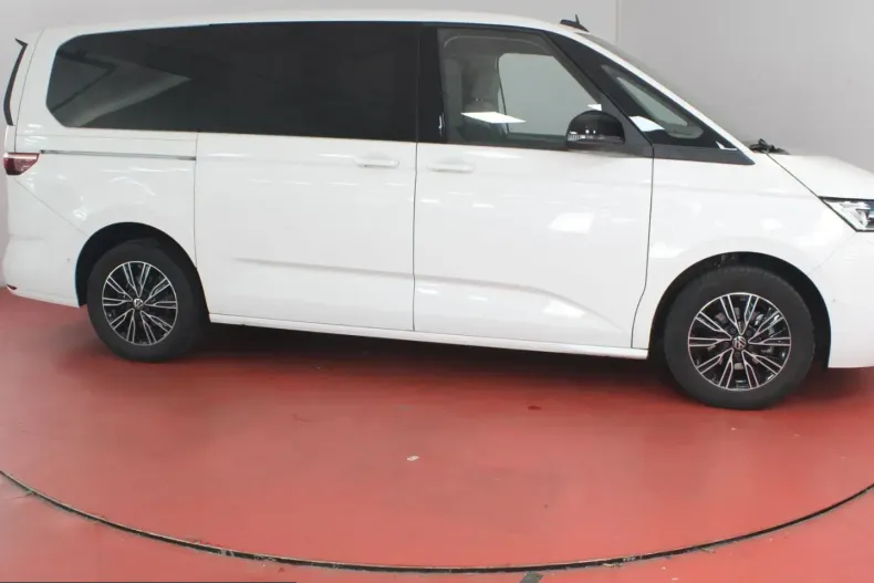 Volkswagen T7 Multivan din 2024 cu 47.175 km - oferta VOL261800 - foto 20