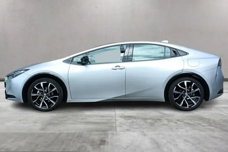 Toyota Prius din 2025 cu 10.266 km - oferta TOY261807 - foto 2