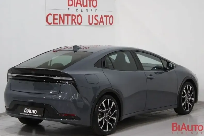 Toyota Prius din 2025 cu 7.500 km - oferta TOY261808 - foto 2