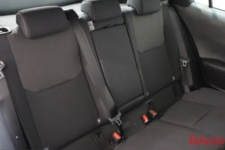 Toyota Prius din 2025 cu 7.500 km - oferta TOY261808 - foto 7