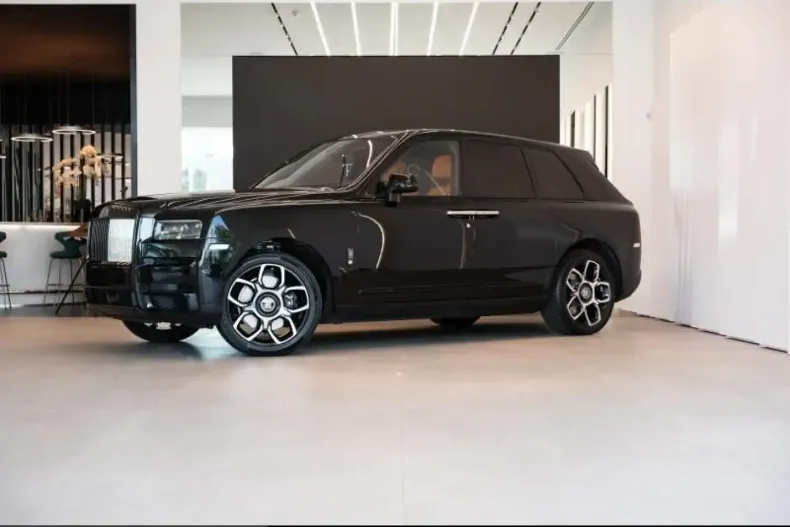 Rolls-Royce Cullinan din 2024 cu 7.500 km - oferta ROL261814 - foto 1