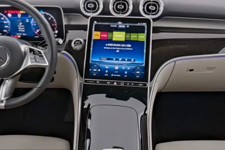 Mercedes-Benz GLC 220 (Clasa GLC) din 2025 cu 17.067 km - oferta MER261856 - foto 8