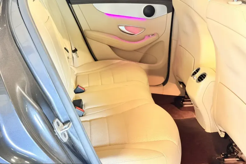 Mercedes-Benz GLC 300 (Clasa GLC) din 2022 cu 91.000 km - oferta MER261858 - foto 40