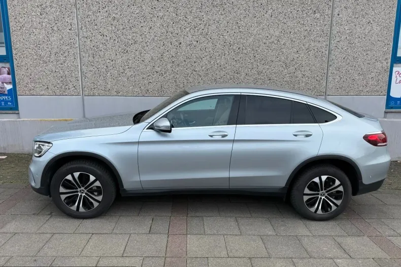 Mercedes-Benz GLC 300 (Clasa GLC) din 2022 cu 98.000 km - oferta MER261859 - foto 11
