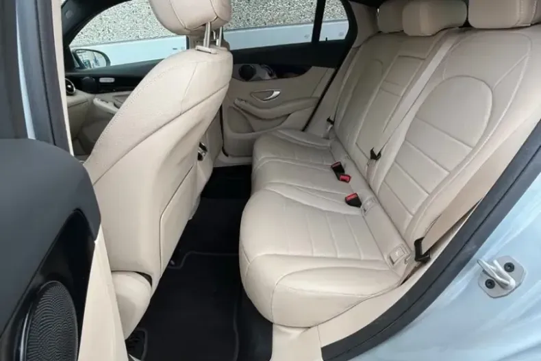 Mercedes-Benz GLC 300 (Clasa GLC) din 2022 cu 98.000 km - oferta MER261859 - foto 15