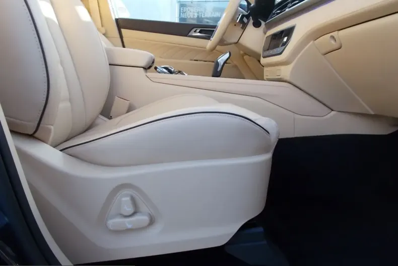 Ssangyong REXTON din 2024 cu 3.200 km - oferta SSA261860 - foto 25
