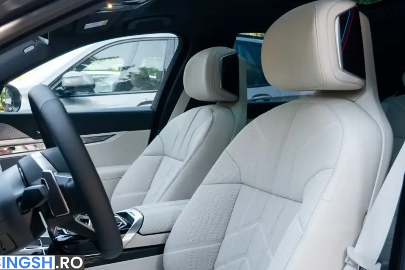 BMW 740 (Seria 7) din 2025 cu 13.500 km - oferta BMW261862 - foto 16