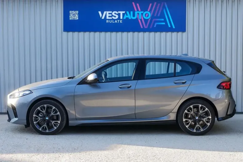 BMW 120 (Seria 1) din 2025 cu 4.000 km - oferta BMW261875 - foto 2