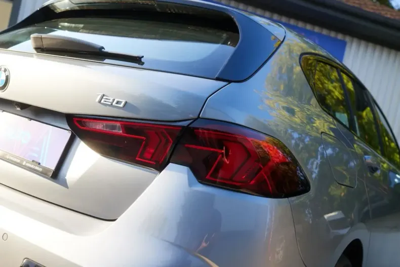 BMW 120 (Seria 1) din 2025 cu 4.000 km - oferta BMW261875 - foto 5