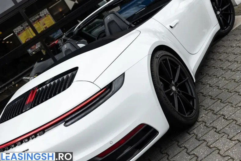 Porsche 992 din 2021 cu 25.340 km - oferta POR261879 - foto 7