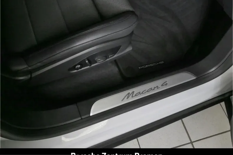 Porsche Macan din 2024 cu 29.800 km - oferta POR261881 - foto 24