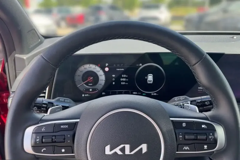 Kia Sportage din 2025 cu 9.143 km - oferta KIA261884 - foto 8