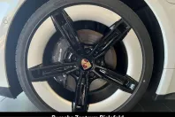 Porsche Taycan din 2025 cu 21.500 km - oferta POR261889 - foto 9