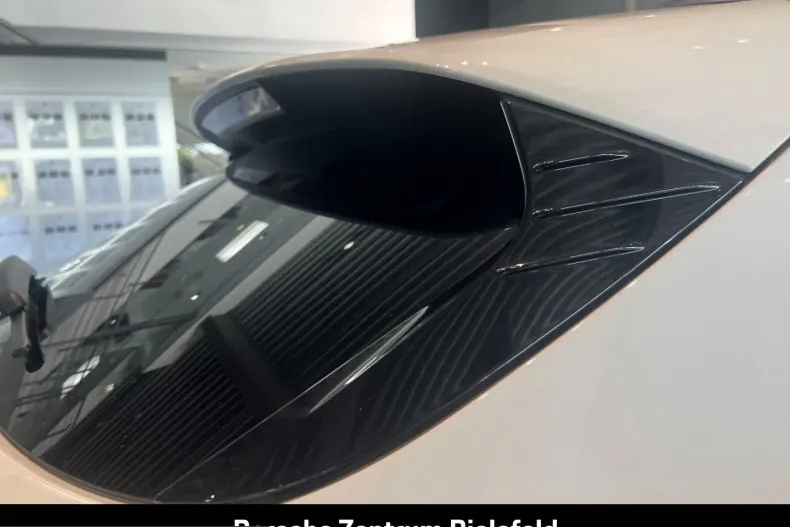 Porsche Taycan din 2025 cu 21.500 km - oferta POR261889 - foto 28
