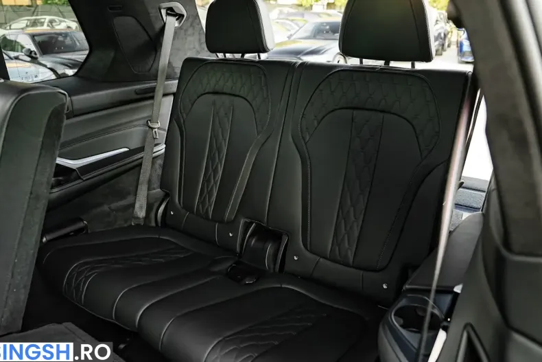 BMW X7 (Seria X) din 2024 cu 65.950 km - oferta BMW261890 - foto 24