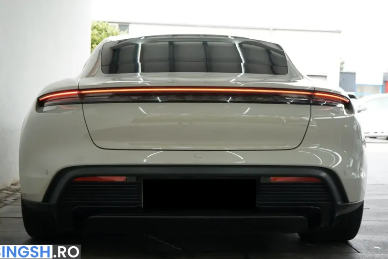 Porsche Taycan din 2022 cu 3.950 km - oferta POR261911 - foto 6