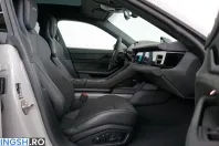 Porsche Taycan din 2022 cu 3.950 km - oferta POR261911 - foto 9