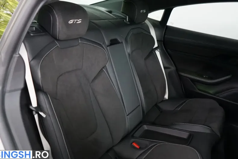 Porsche Taycan din 2022 cu 3.950 km - oferta POR261911 - foto 28