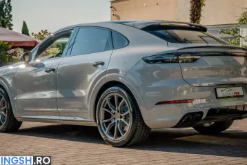 Porsche Cayenne din 2023 - oferta POR261917