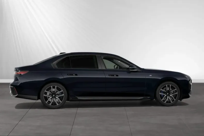 BMW 750 (Seria 7) din 2025 cu 53.450 km - oferta BMW261929 - foto 11