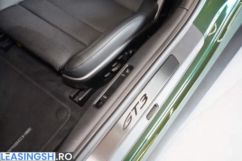 Porsche 911 din 2025 cu 3.182 km - oferta POR261930 - foto 17