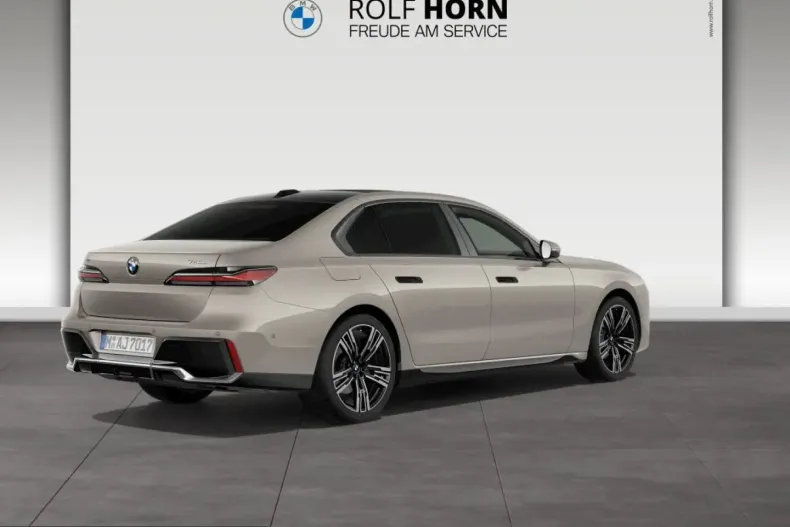 BMW 740 (Seria 7) din 2025 cu 24.946 km - oferta BMW261932 - foto 2