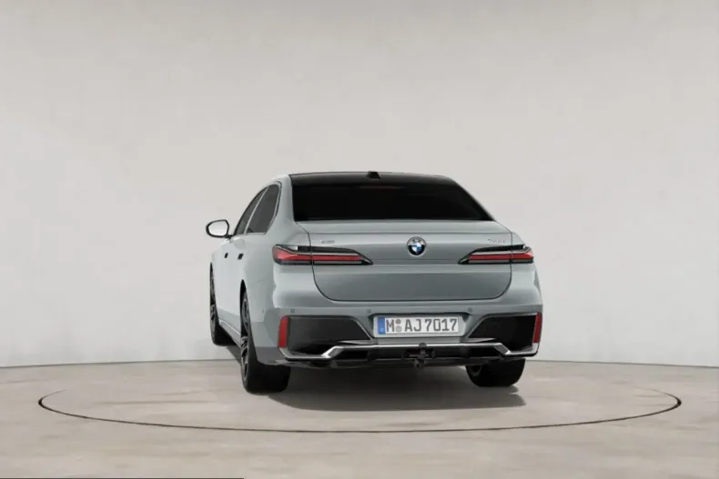 BMW 740 (Seria 7) din 2025 cu 22.006 km - oferta BMW261937 - foto 7
