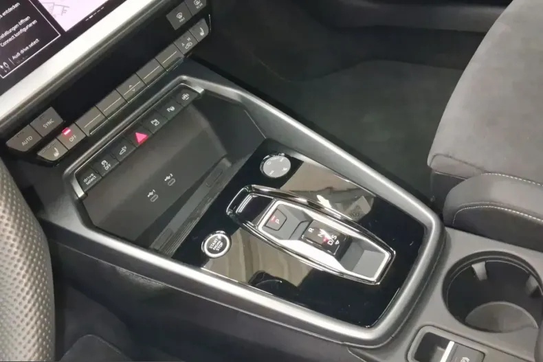 Audi A3 din 2025 cu 7.950 km - oferta AUD261945 - foto 10
