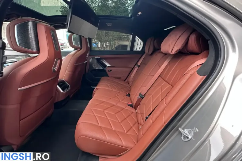 BMW 740 (Seria 7) din 2026 cu 9.400 km - oferta BMW261949 - foto 28